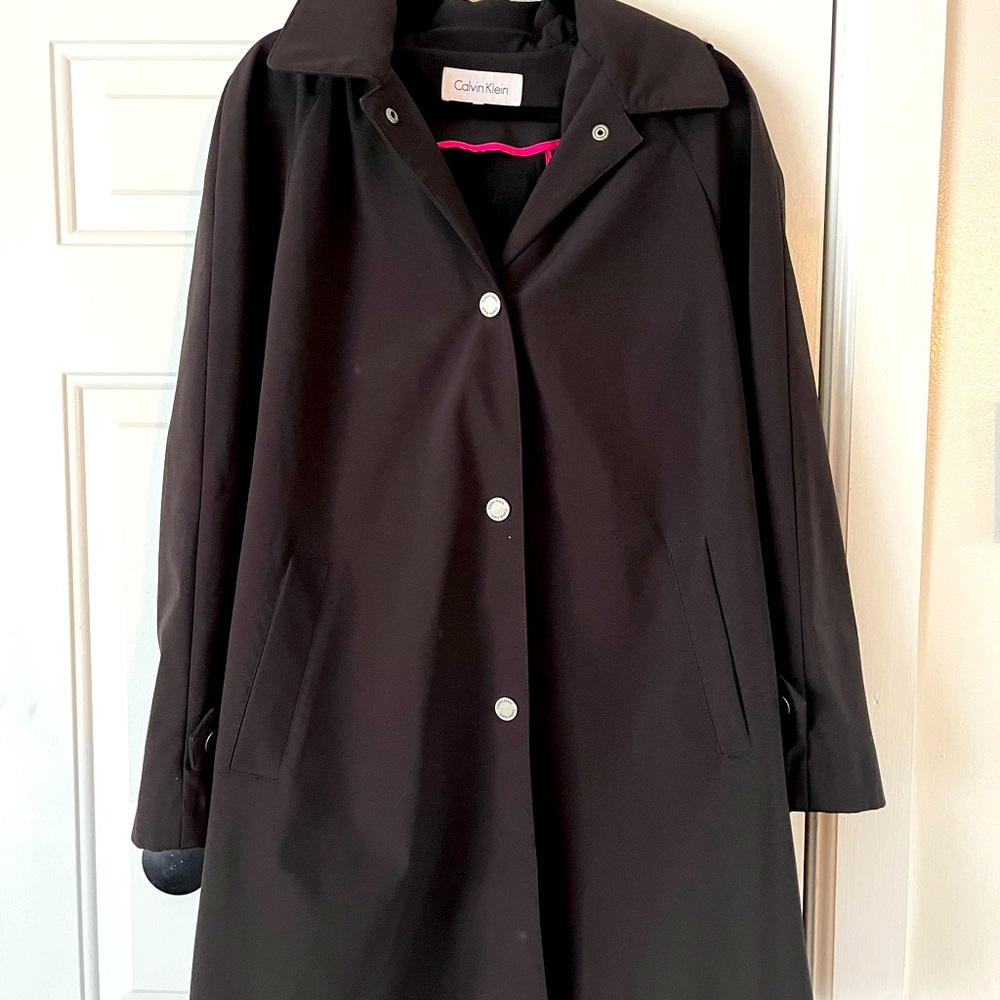 Calvin Klein Raincoat size Large